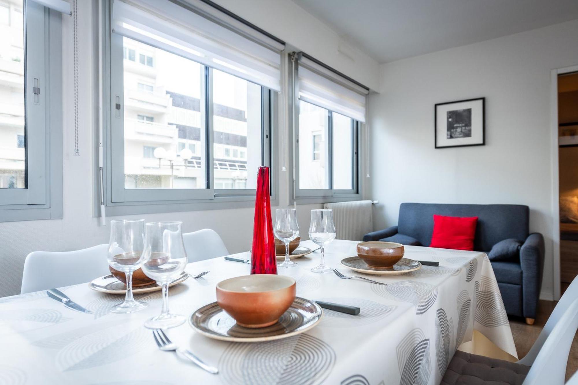 Aux Jardins De L'Hotel De Ville - Appartement Hypercentre Avec Parking Prive Rouen Eksteriør bilde